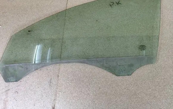 Volvo S60 Front door window glass four-door 43R001105 E000186 DOT57M20AS2