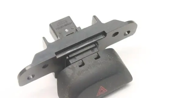 Nissan Pulsar Hazard light switch