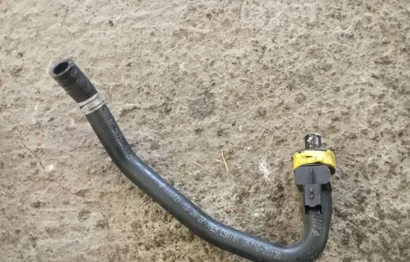 KIA Sportage Breather hose sensor 267102U120 210714