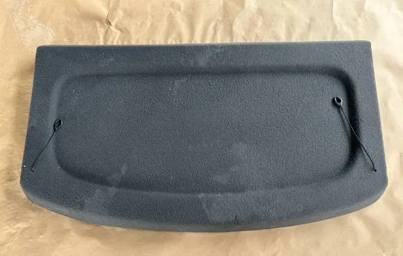 Volkswagen Golf V Parcel shelf 