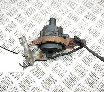 Mercedes-Benz CLA C117 X117 W117 Electric auxiliary coolant/water pump A0005000686 0392023206