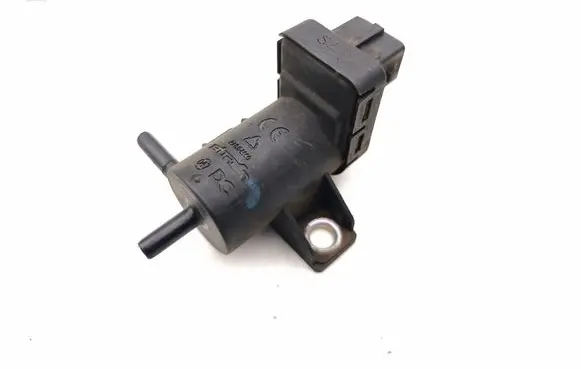 Opel Vivaro Vacuum valve 8200762162