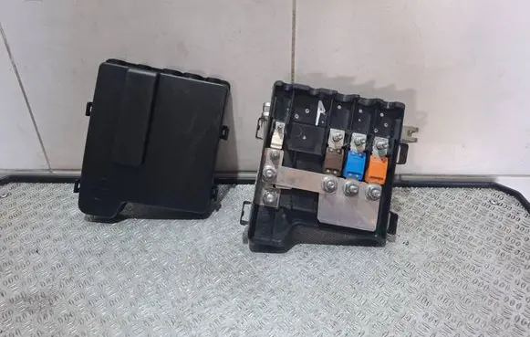 Iveco Daily 6th gen Positive wiring loom 5801585968