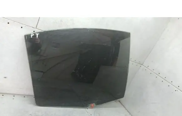 BMW 3 E46 Rear door window glass 