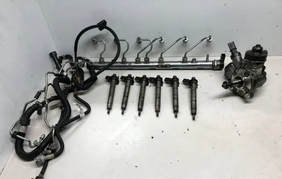 BMW X5 E70 Fuel injection system set 0445116024 7800123