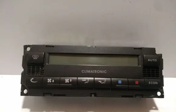 Skoda Octavia Mk1 (1U) Air conditioning/heating control unit 