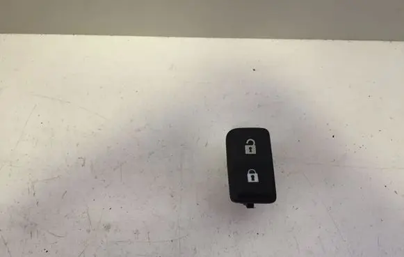 Volvo V50 Central locking switch button 0565832