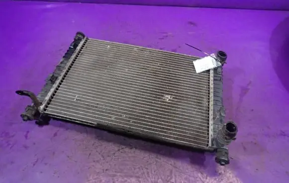 Ford Fusion Coolant radiator 2S6H-8C342-AA