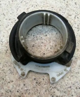 Opel Corsa F Rear coil spring rubber mount 9834530680