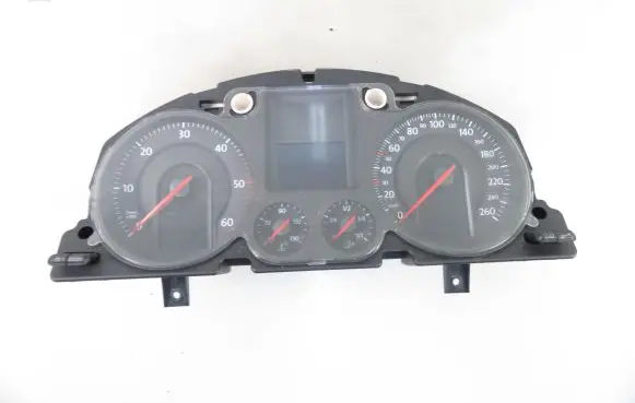 Volkswagen PASSAT B6 Speedometer (instrument cluster)