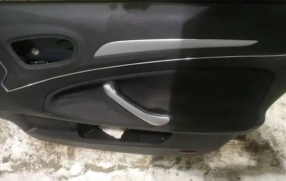 Ford Mondeo MK IV Front door card panel trim 