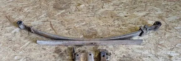 Nissan King Cab, Navara Rear leaf spring 