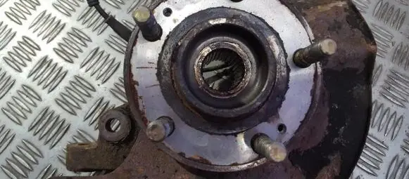 Hyundai Santa Fe Front wheel hub