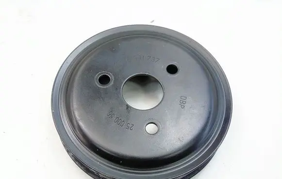Opel Meriva B Water pump pulley 90531737