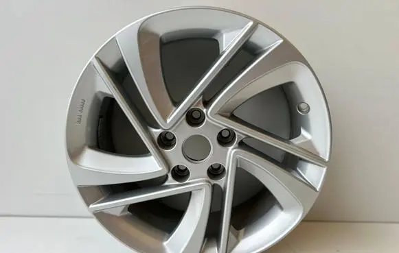 Nissan Qashqai R17 alloy rim KE409-4E200
