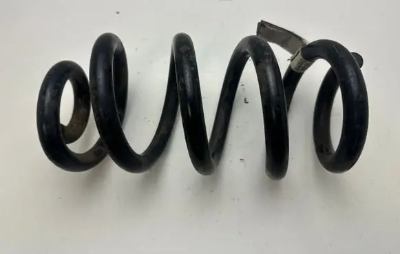 Dodge Durango III Rear coil spring 05168291AB