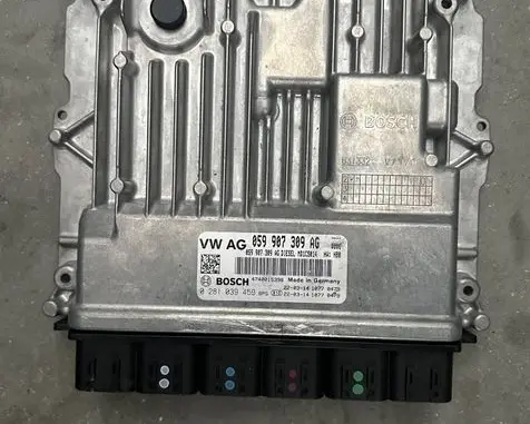Audi Q8 Engine control unit/module ECU 059907309AG 0281039459