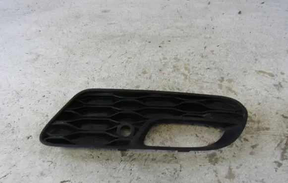 Mini One - Cooper F56 F55 Front bumper lower grill 7365159