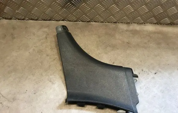 BMW Z4 E89 (B) pillar trim (top) 9129764