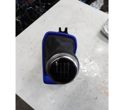 Renault Captur II Gear selector 