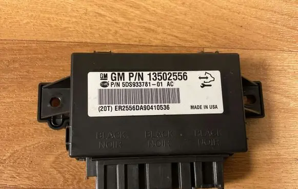 Opel Insignia A Seat control module 13502556 D933781