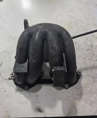Citroen Saxo Intake manifold 9613250080 9607526880