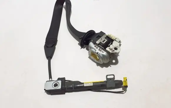 Audi A6 S6 C8 4K Front seatbelt 4K8857705D