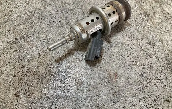 Peugeot 2008 I AdBlue injector 9813930180 K079B05852