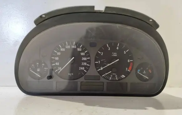 BMW 5 E39 Speedometer (instrument cluster) 62118375895 110008735041