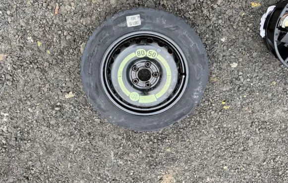 Mercedes-Benz C AMG W204 R16 spare wheel 