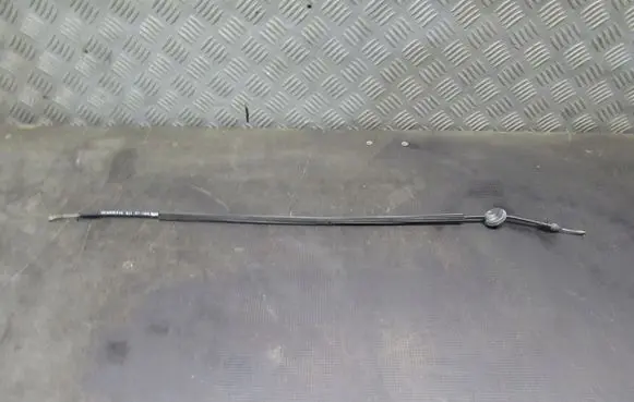 Volkswagen Touran I Front door cable line 