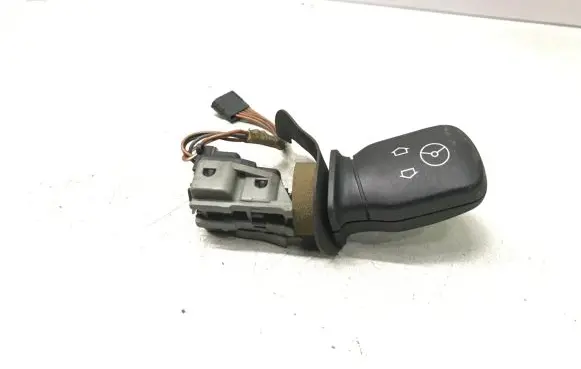 BMW 7 E38 Steering wheel adjustment handle/lever 8365304