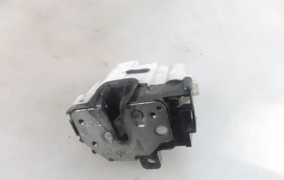 Fiat Panda II Front door lock 46803511