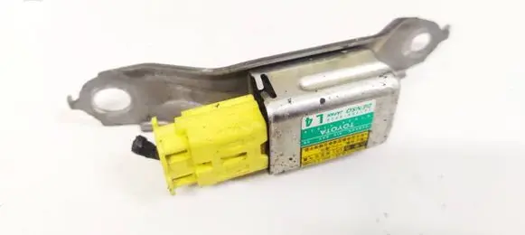 Toyota Prius (XW20) Airbag deployment crash/impact sensor 8983447020 89834-47020