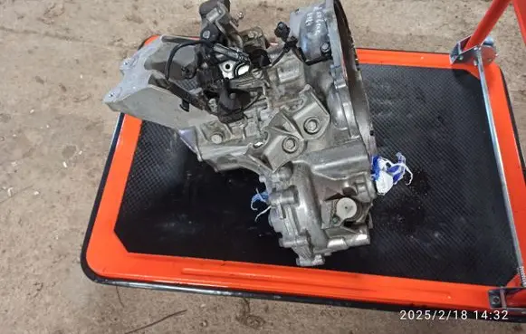 Opel Karl Manual 5 speed gearbox 25193045 BLZ