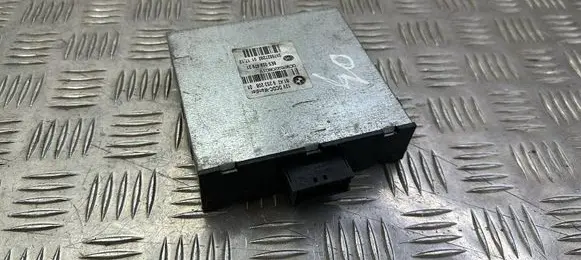 BMW 3 E90 E91 Voltage converter/converter module 9253208 8ES00947921 0175527292