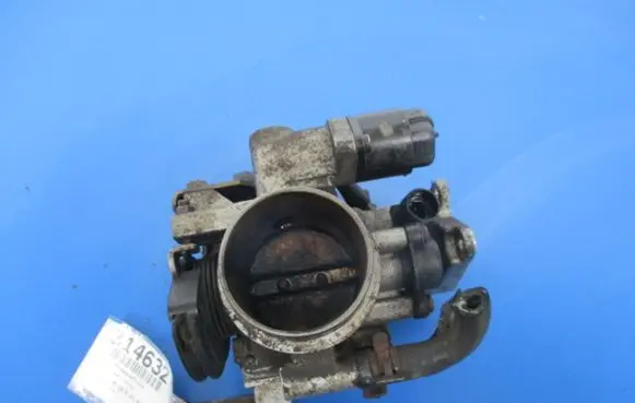 Opel Corsa B Throttle body valve 