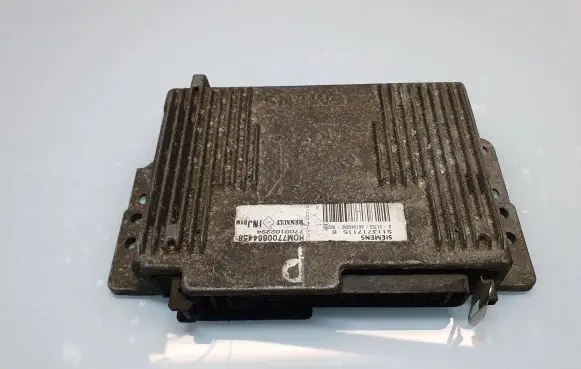 Renault Laguna I Engine control unit/module S113717115B HOM7700864458 7700102294