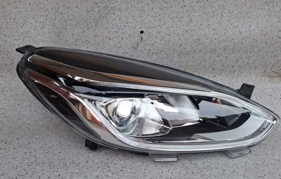 Ford Fiesta Headlight/headlamp F1BB13E0140F