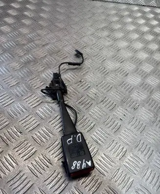 Audi A4 S4 B8 8K Front seatbelt buckle 8K0857755F