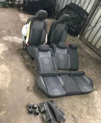 Volkswagen Taigo Seat set 