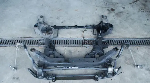 BMW X5 E70 Front subframe 6785467