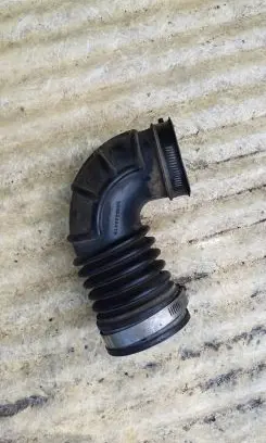 Subaru Impreza III Air intake hose/pipe 14462AA410
