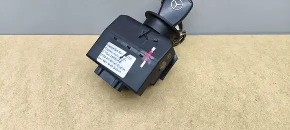 Mercedes-Benz CLK A209 C209 Ignition lock 2115451008