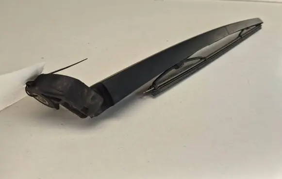 Audi A3 S3 8P Rear wiper blade arm 180350