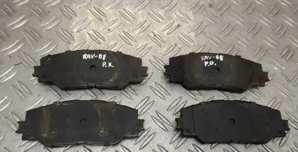 Toyota RAV 4 (XA30) Brake pads (front) 