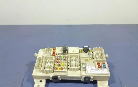 Ford Focus C-MAX Fuse box set 7M5T14A073DE