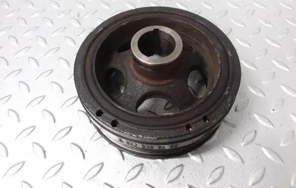 Mercedes-Benz S W221 Crankshaft pulley A6420300403 6420300403