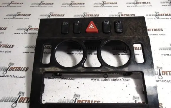 Mercedes-Benz E W210 Dashboard center trim panel A2109210071
