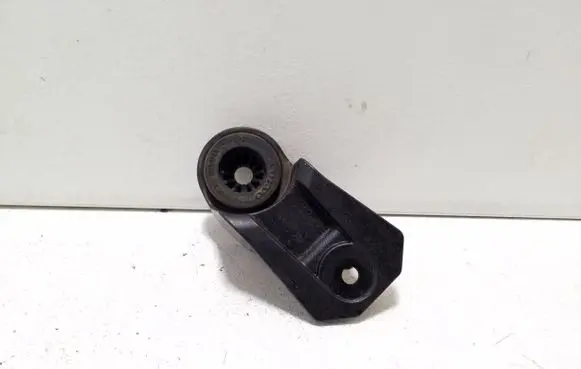 Volvo XC60 Air filter cleaner box bracket assembly 31370344 31439663